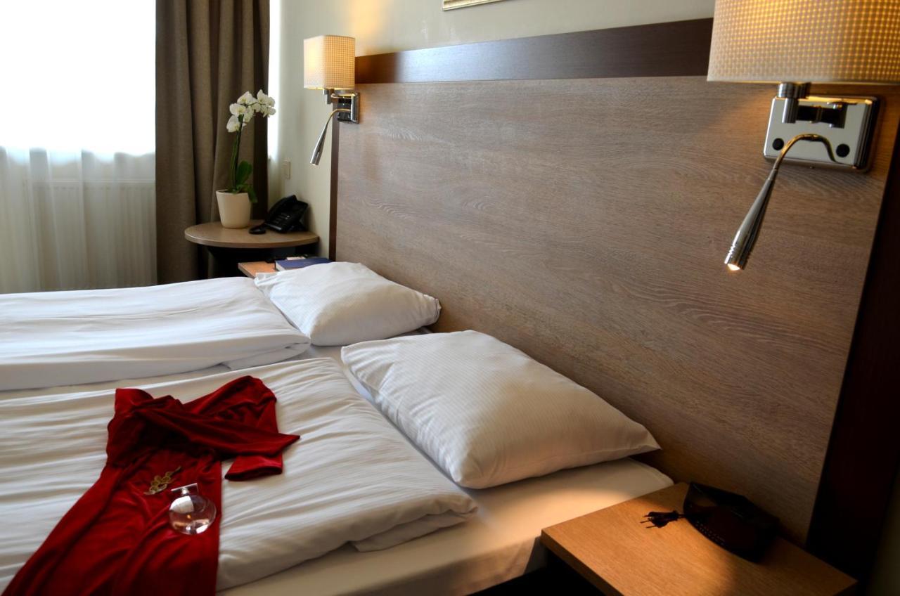Alanga Hotell Palanga Eksteriør bilde