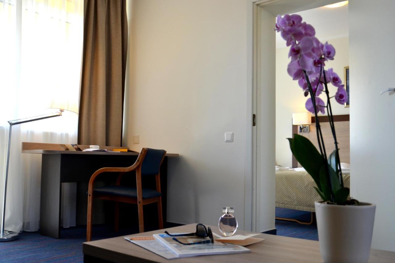 Alanga Hotell Palanga Eksteriør bilde